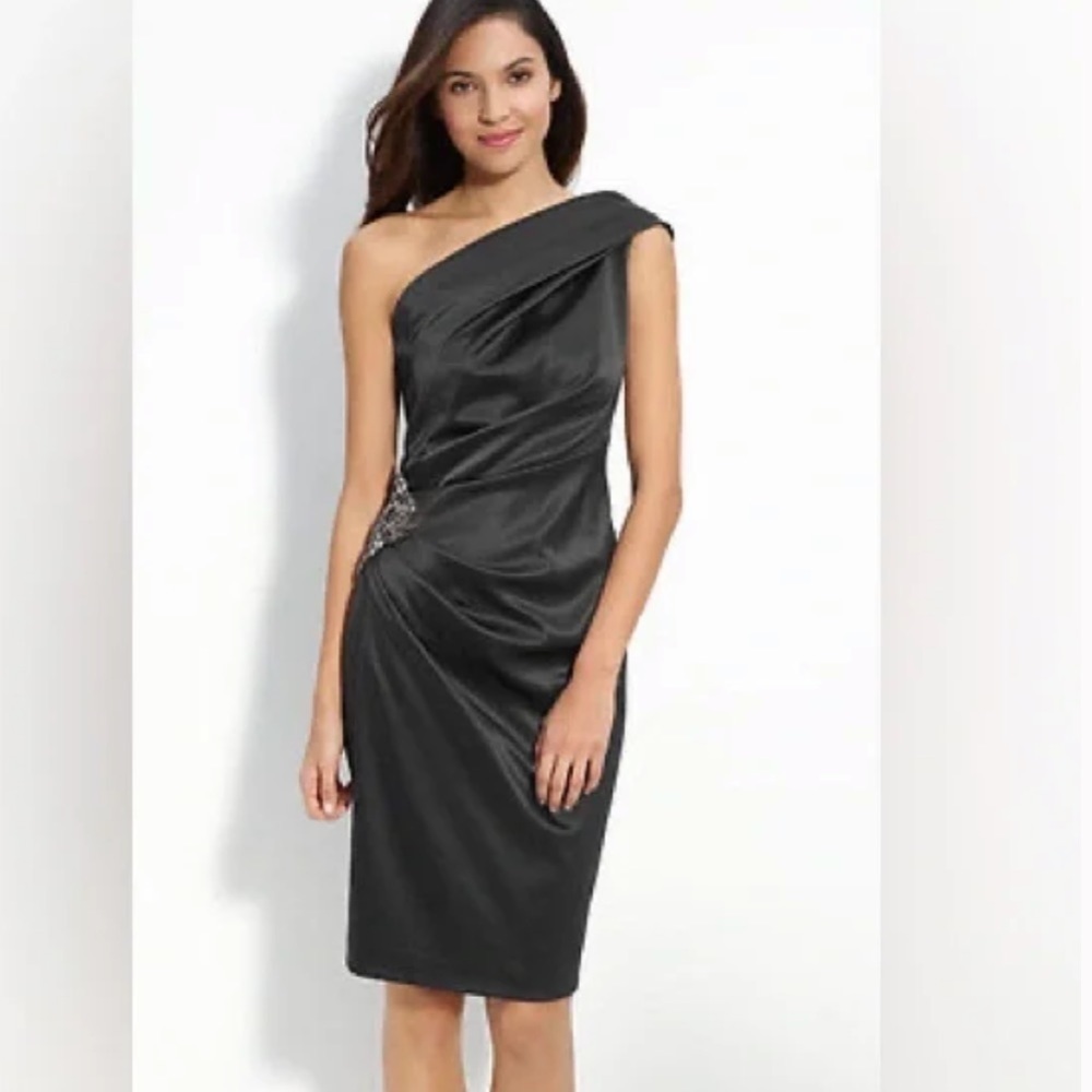 Eliza J Black One Shoulder Satin Sleeveless Sheath Dress Size 10